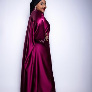 Abaya fluide et élégante