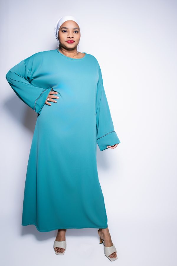 Abaya aux poignets pailletés