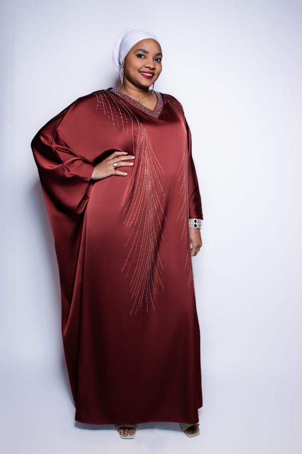 Abaya coupe fluide avec style et modestie