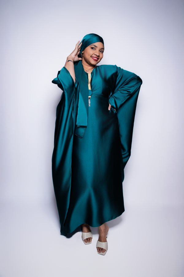 Abaya avec châle et ceinture intérieure 