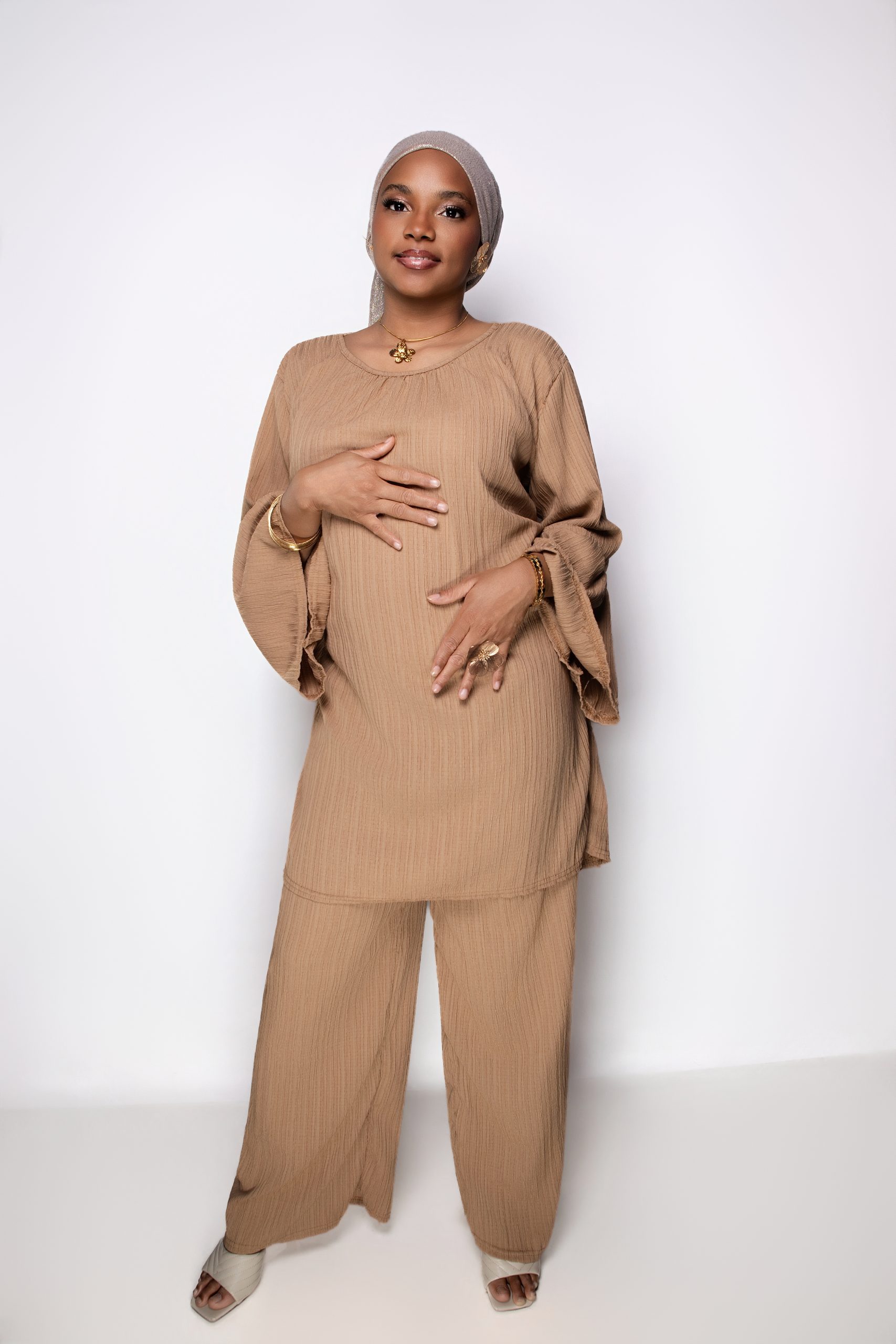Ensemble Robe-Pantalon Élégant – Image 4