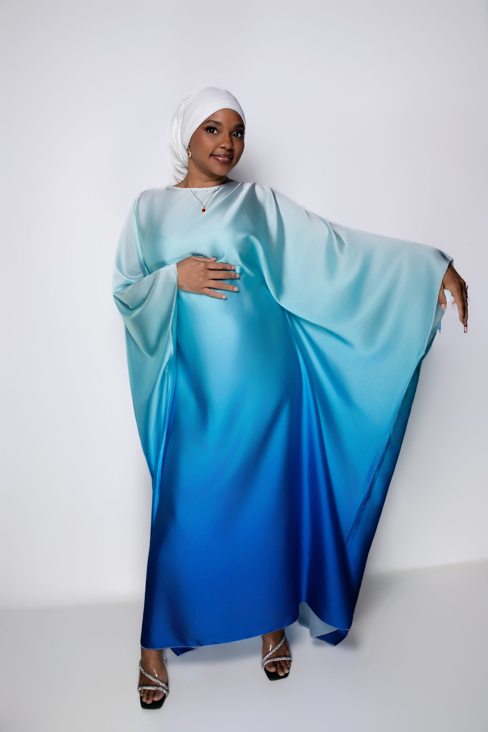 Abaya Grâce & Élégance – Le charme d’un style indémodable – Image 3