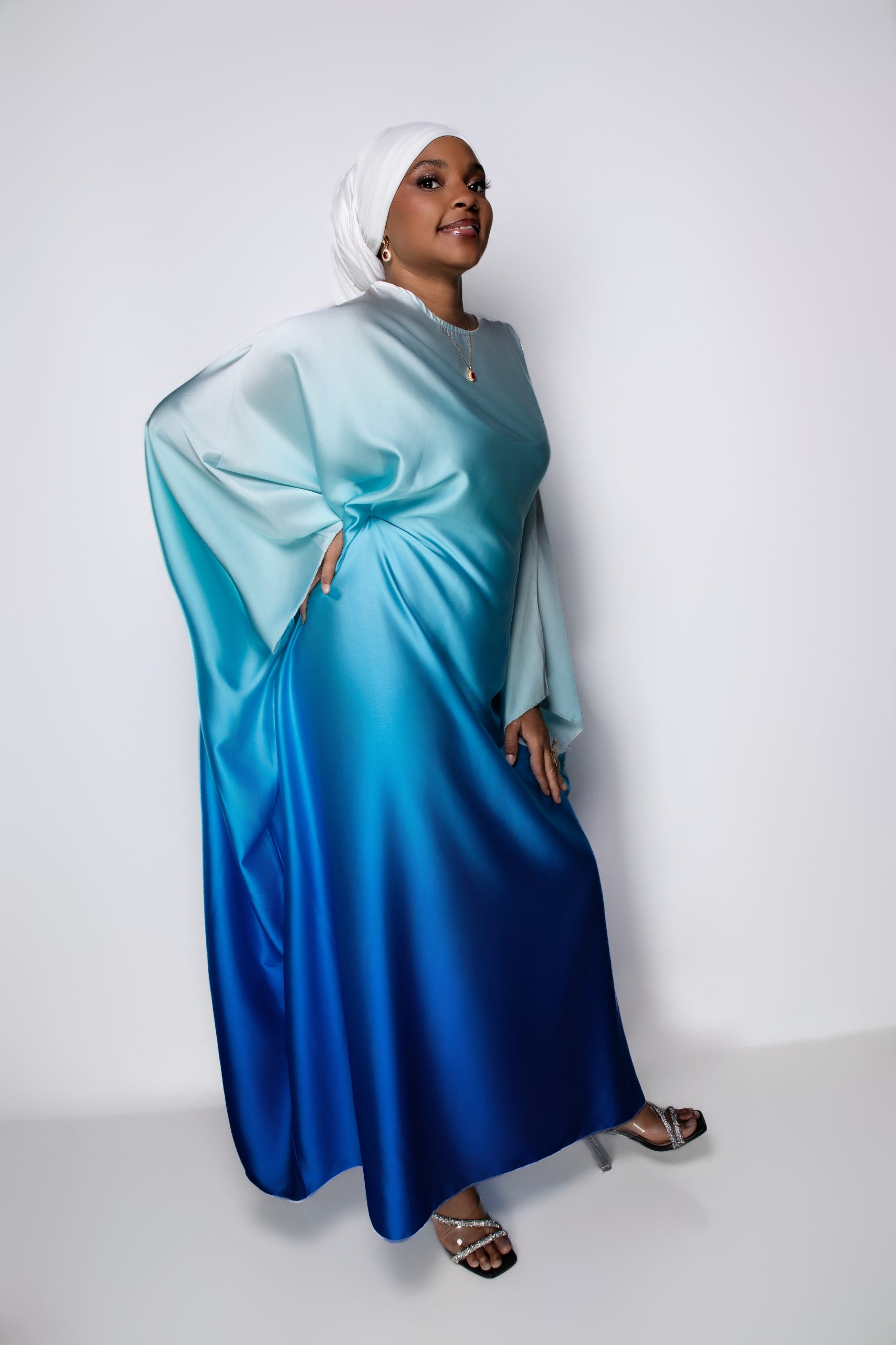 Abaya Grâce & Élégance – Le charme d’un style indémodable – Image 4